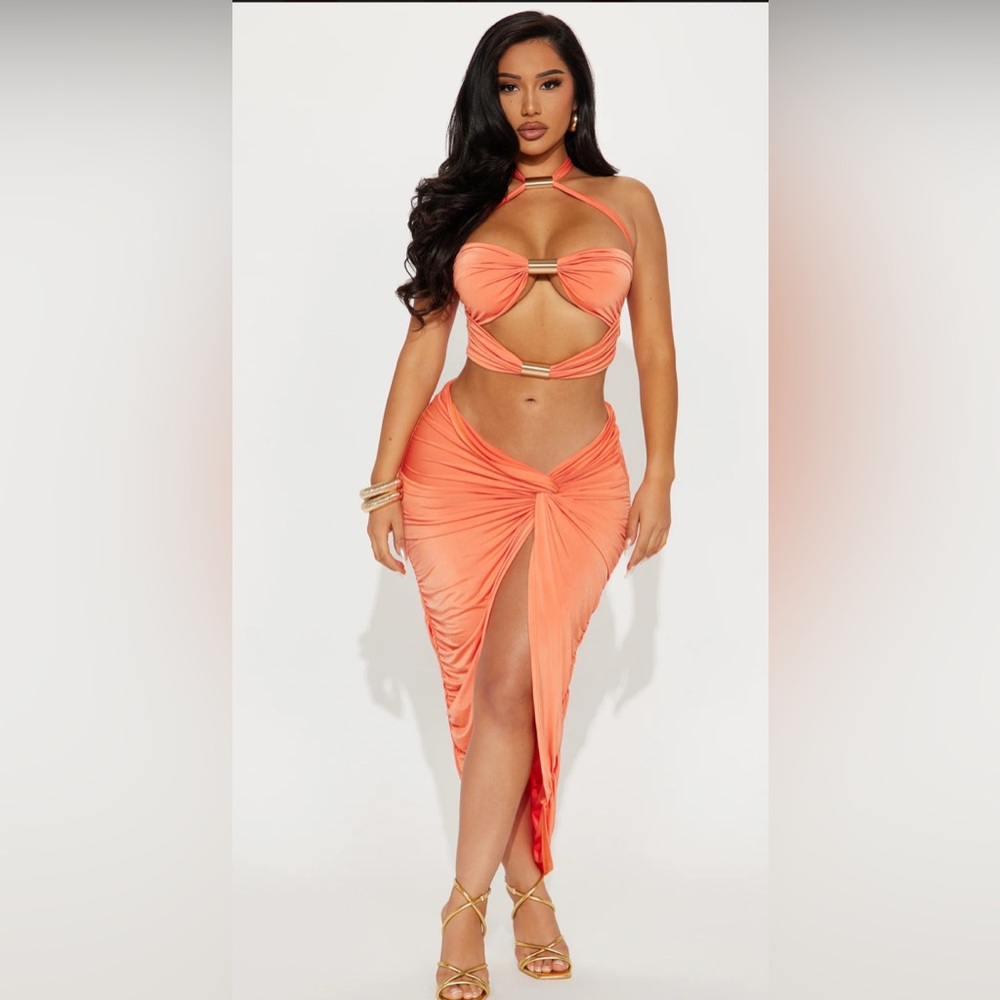 NWT Fashion Nova Coral Cutout Dress